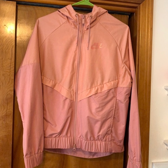 Nike Jackets & Blazers - Nike Windbreaker